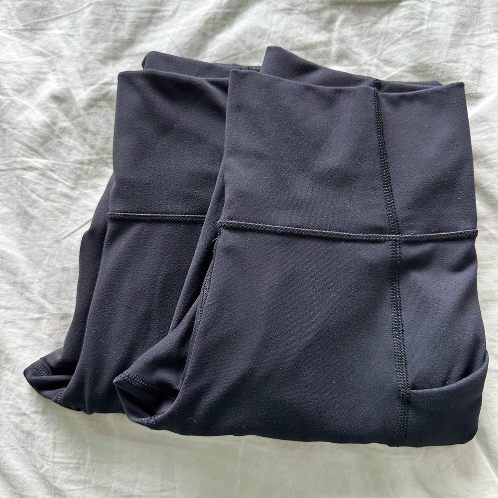Fabletics Black Oasis 7/8 leggings